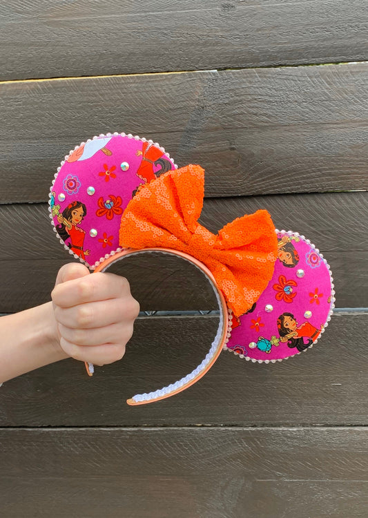 She has an Eye for Adventure inspired mouse ears