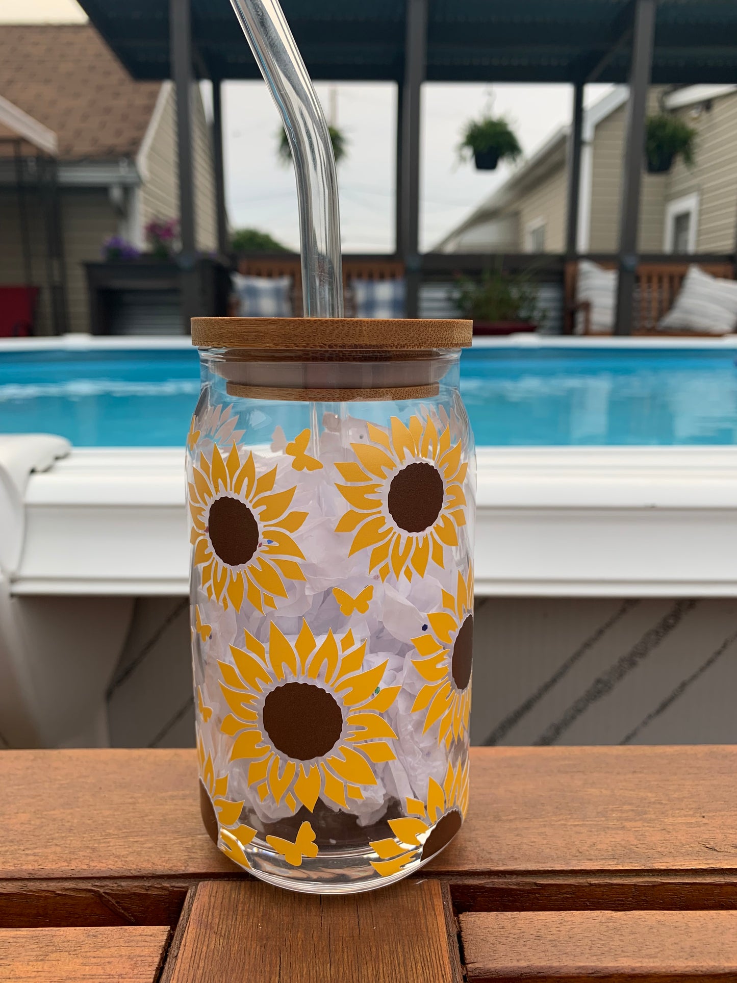 Sunflower 16 oz Glass can