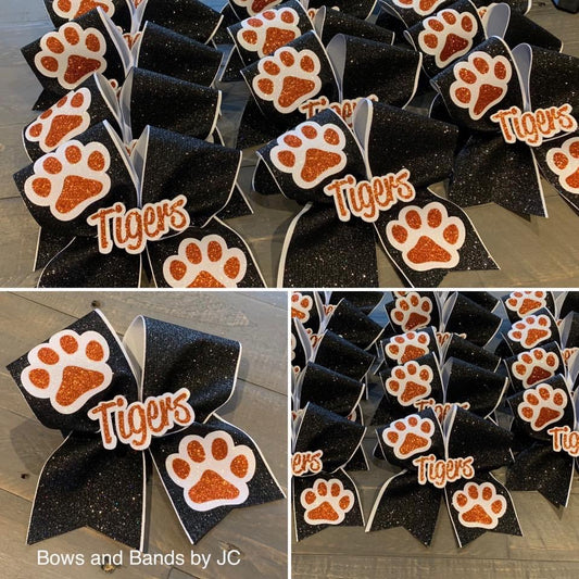 3D center glitter paw cheer bow